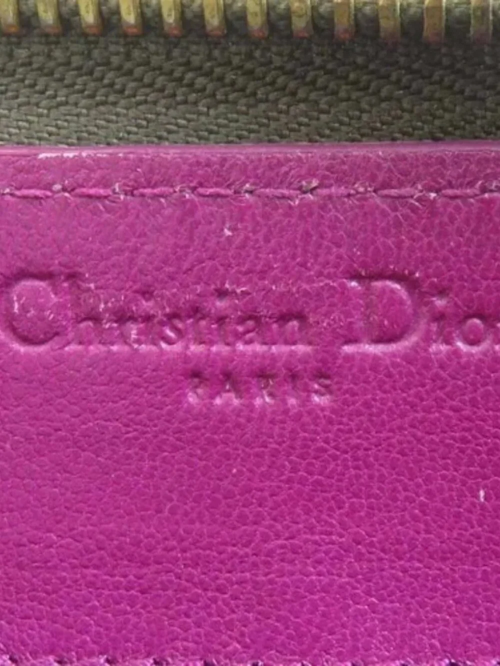 Auth Christian Dior Zip Around long wallet khaki Patent leather h32184a